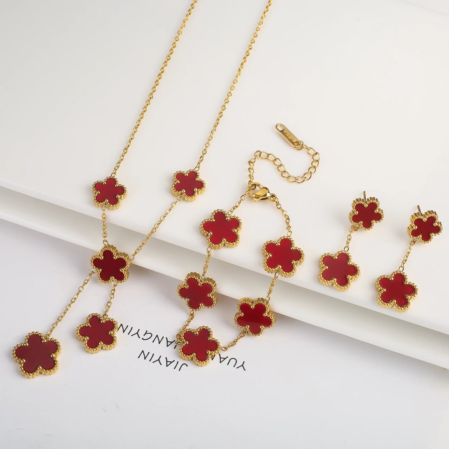 18K Gold-Plated Five-Leaf Flower Necklace Earrings Bracelet Jewelry Set for Woman Jewelry Clover