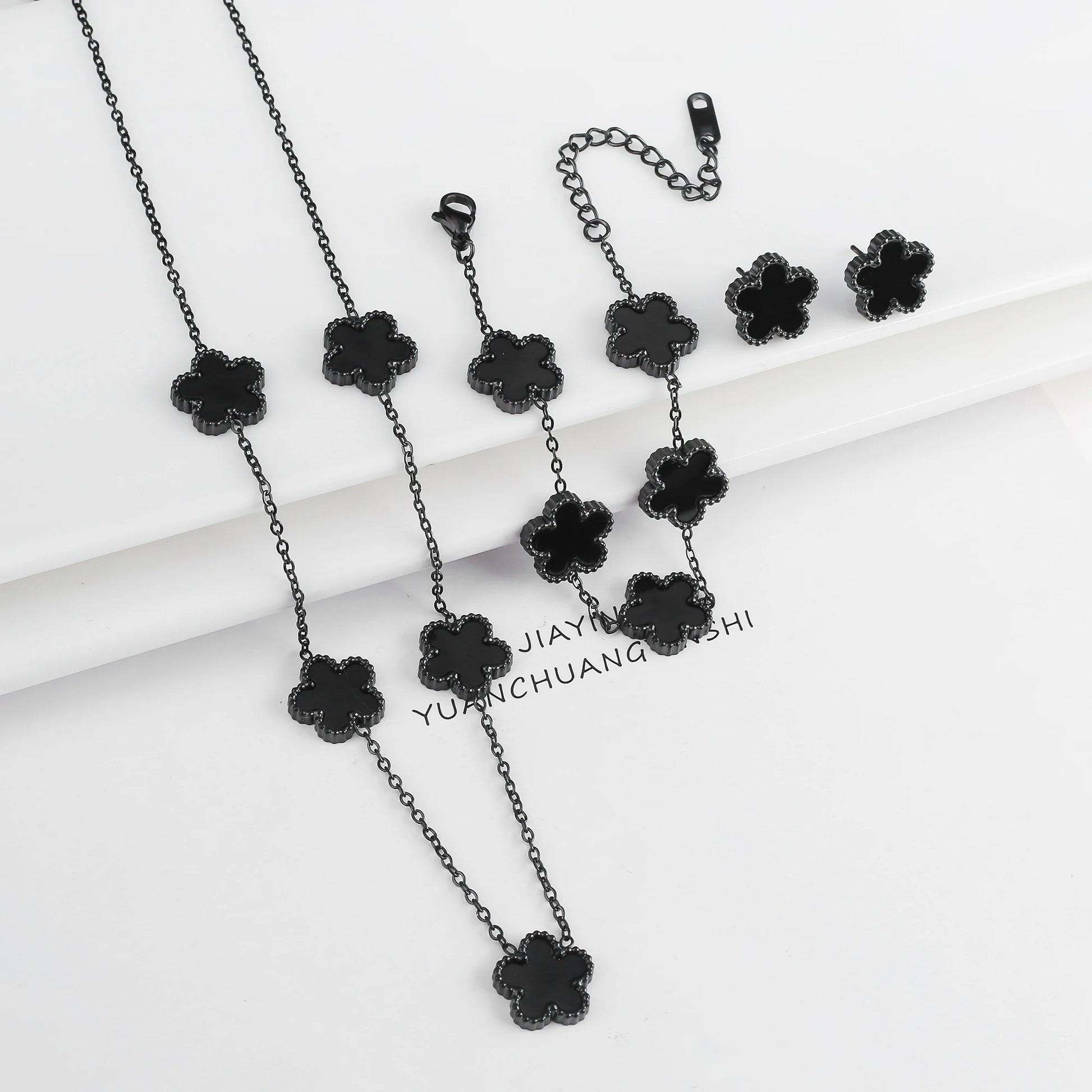 18K Gold-Plated Five-Leaf Flower Necklace Earrings Bracelet Jewelry Set for Woman Jewelry Clover